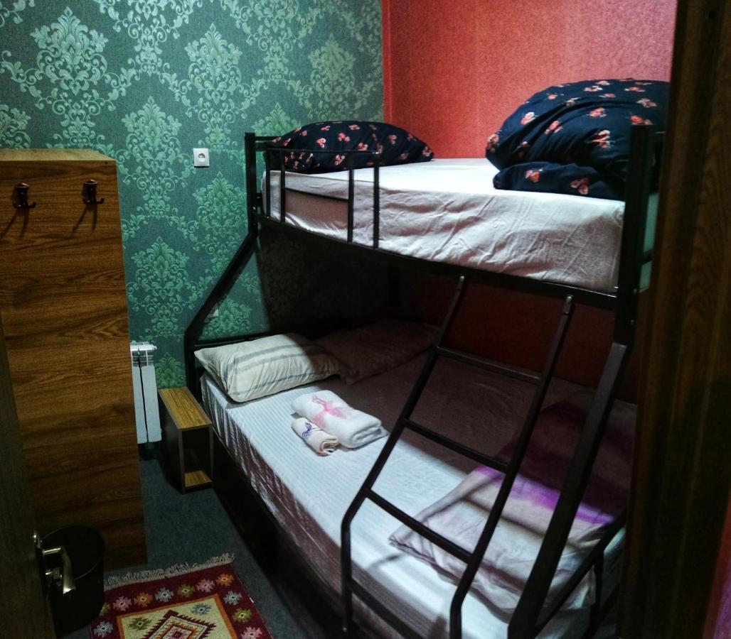 Hostel Violet Tbilisi Eksteriør billede